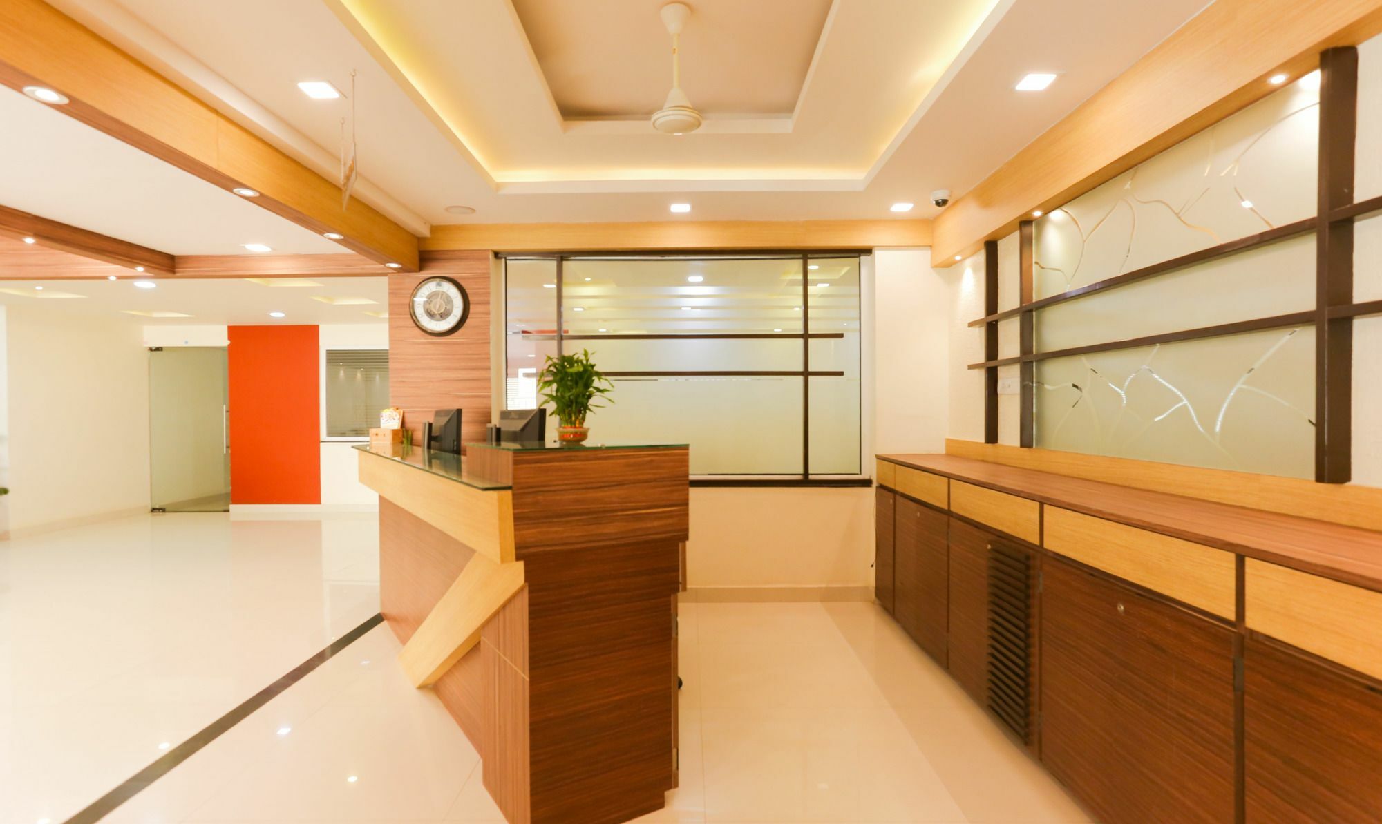 Itsy Hotels Worldtree Bellandur Бангалор Экстерьер фото